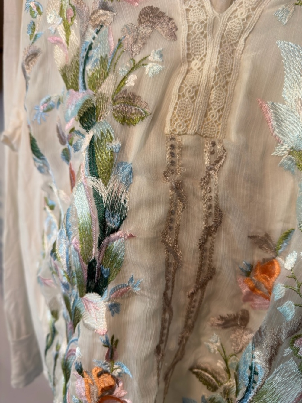 Embroidered Floral Cream Blouse - Elegant Women's Top - Picture 6 of 10